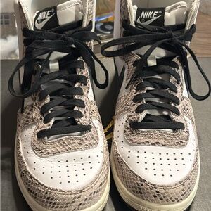 Nike men’s Terminator High ‘cocoa snake’ high top sneaker. Men’s Size 8